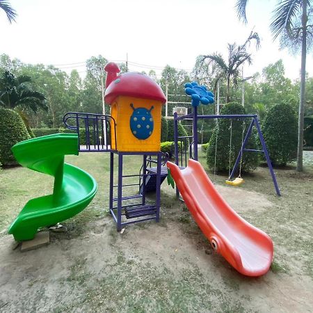 Sea Ville Grand Pattaya Pantai Jomtien Luaran gambar
